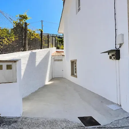 A Casa Dos Avós - Spacious House With Garage In *